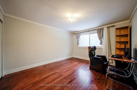 Photo 20 at 18 Doverwood Court, Newtonbrook East, Toronto