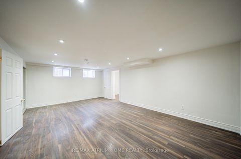 Photo 36 at 18 Doverwood Court, Newtonbrook East, Toronto