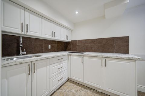 Photo 39 at 18 Doverwood Court, Newtonbrook East, Toronto