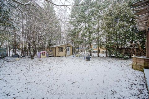 Photo 44 at 18 Doverwood Court, Newtonbrook East, Toronto