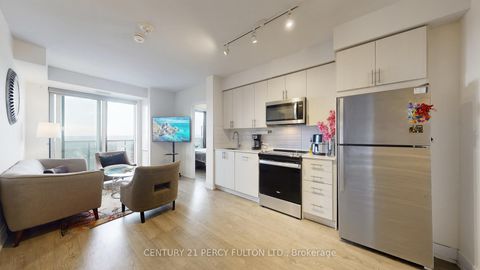 Photo 14 at 1504 - 2550 Simcoe Street N, Windfields, Oshawa