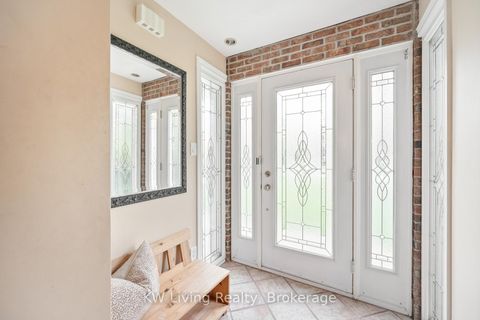 Photo 1 at 55 Hillside Avenue, Concord, Vaughan