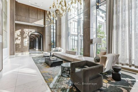 Photo 3 at 543 - 20 Inn On The Park Drive, Don Mills, Toronto