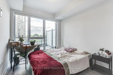 Photo 18 at 543 - 20 Inn On The Park Drive, Don Mills, Toronto