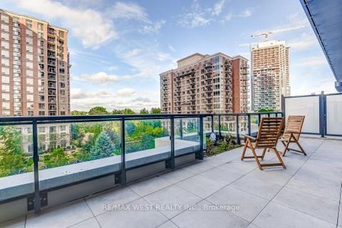 Photo 24 at 543 - 20 Inn On The Park Drive, Don Mills, Toronto