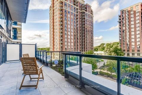 Photo 26 at 543 - 20 Inn On The Park Drive, Don Mills, Toronto