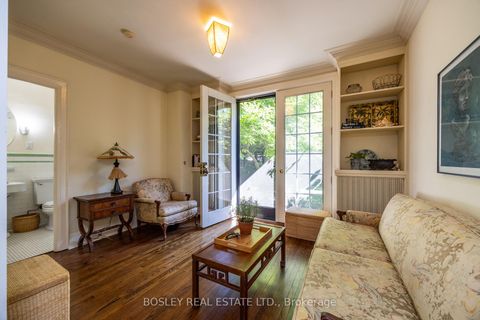 Photo 13 at 135 Madison Avenue, Annex, Toronto