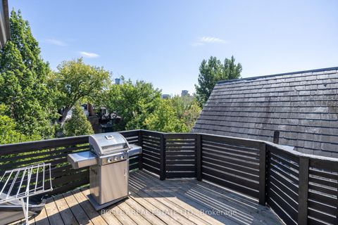 Photo 36 at 135 Madison Avenue, Annex, Toronto