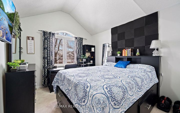 Photo 34 at 23 Edenvalley Road, Fletcher's Meadow, Brampton