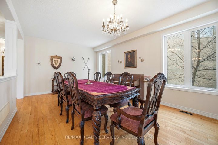 Photo 6 at 17 ISLAND Grove, Credit Valley, Brampton