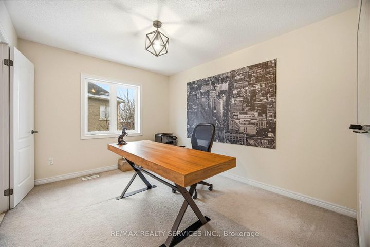 Photo 36 at 17 ISLAND Grove, Credit Valley, Brampton