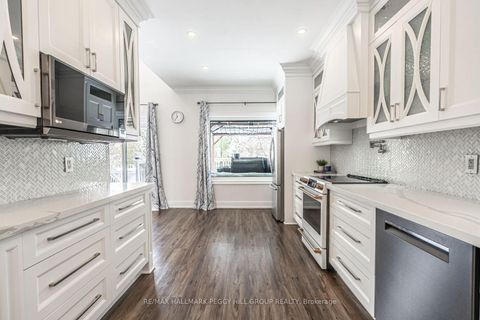 Photo 8 at 99 McIntyre Drive, Ardagh, Barrie