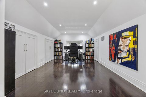 Photo 35 at 20 Fairview Boulevard, North Riverdale, Toronto