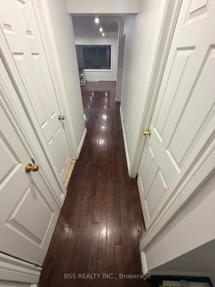 Photo 13 at 464 Warden Avenue, Oakridge, Toronto