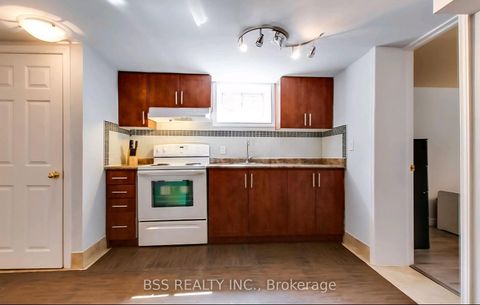 Photo 15 at 464 Warden Avenue, Oakridge, Toronto