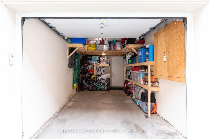 Photo 21 at 3 - 1396 Bloor Street W, Junction, Toronto