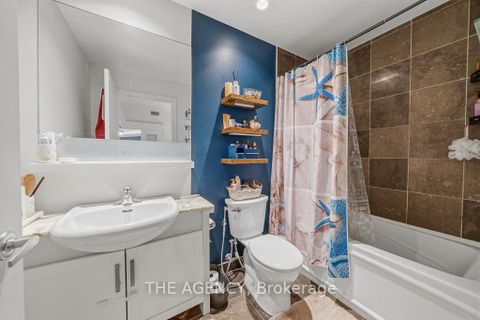 Photo 19 at 2103 - 218 Queens Quay Boulevard W, Waterfront Communities C1, Toronto