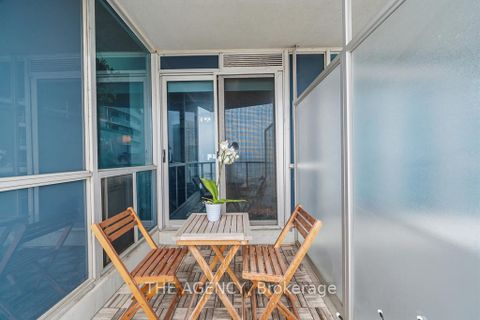 Photo 24 at 2103 - 218 Queens Quay Boulevard W, Waterfront Communities C1, Toronto