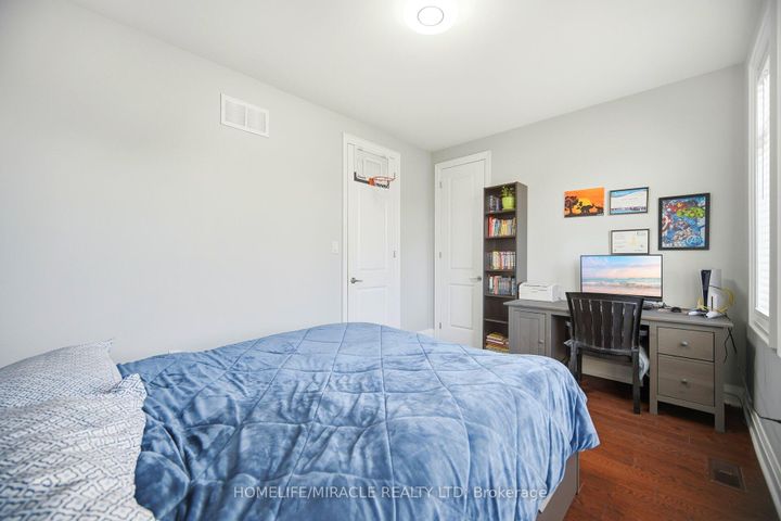 Photo 28 at 162 Coastline Drive, Bram West, Brampton