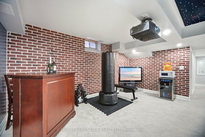 Photo 37 at 162 Coastline Drive, Bram West, Brampton