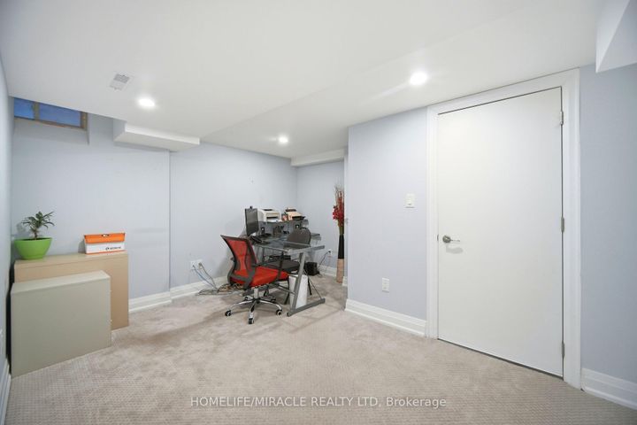 Photo 39 at 162 Coastline Drive, Bram West, Brampton