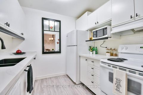 Photo 10 at B6 - 179 Edgehill Drive, Letitia Heights, Barrie