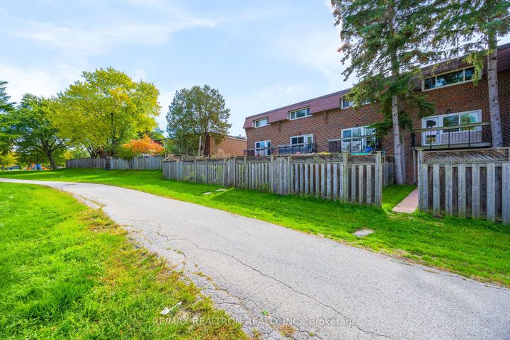 Photo 33 at 114 - 65 Godstone Road, Don Valley Village, Toronto