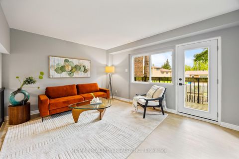 Photo 5 at 114 - 65 Godstone Road, Don Valley Village, Toronto