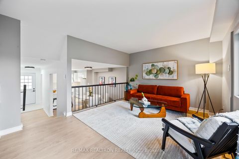 Photo 8 at 114 - 65 Godstone Road, Don Valley Village, Toronto