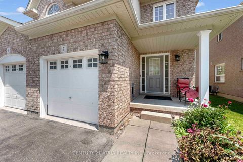 Photo 3 at 7 - 460 Woodmount Drive, Samac, Oshawa