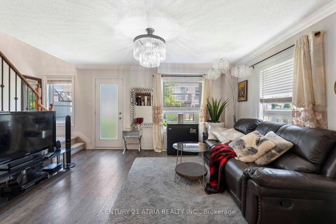 Photo 10 at 7 - 460 Woodmount Drive, Samac, Oshawa