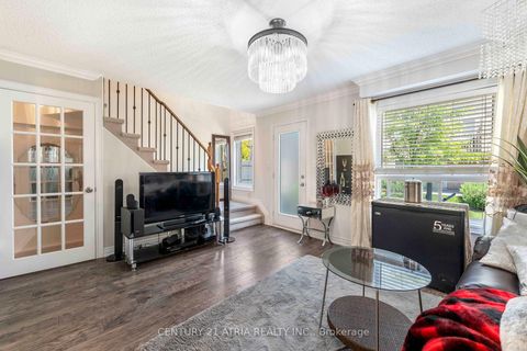 Photo 12 at 7 - 460 Woodmount Drive, Samac, Oshawa