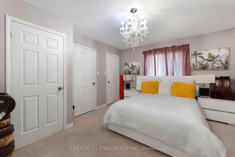 Photo 14 at 7 - 460 Woodmount Drive, Samac, Oshawa