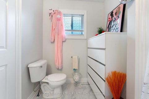 Photo 17 at 7 - 460 Woodmount Drive, Samac, Oshawa