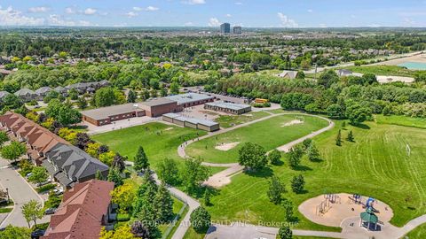 Photo 33 at 7 - 460 Woodmount Drive, Samac, Oshawa