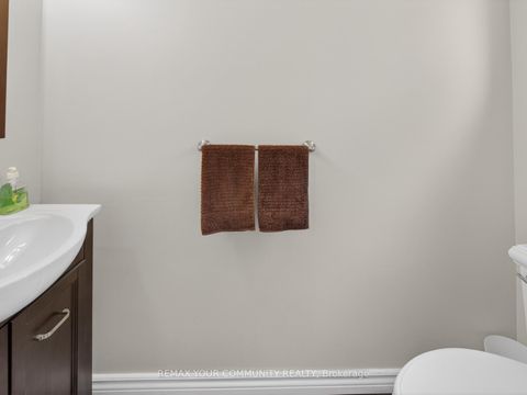 Photo 15 at 77 Oakhaven Drive, Milliken, Toronto