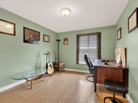 Photo 23 at 77 Oakhaven Drive, Milliken, Toronto