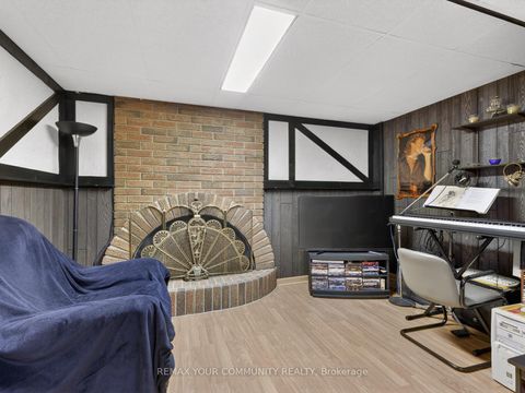 Photo 28 at 77 Oakhaven Drive, Milliken, Toronto