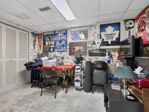 Photo 30 at 77 Oakhaven Drive, Milliken, Toronto