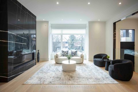 Photo 3 at 12 Bearwood Drive, Humber Valley, Toronto