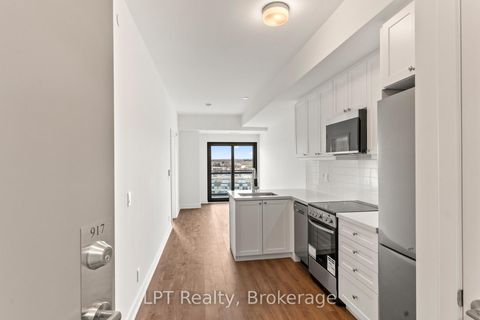 Photo 2 at 917 - 51 Clarington Boulevard, Bowmanville, Clarington