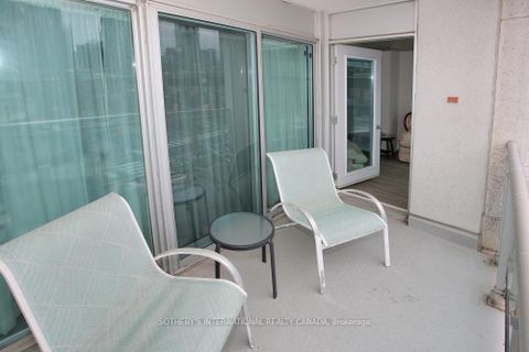 Photo 16 at 505 - 600 Queens Quay W, Waterfront Communities C1, Toronto