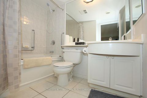 Photo 20 at 505 - 600 Queens Quay W, Waterfront Communities C1, Toronto