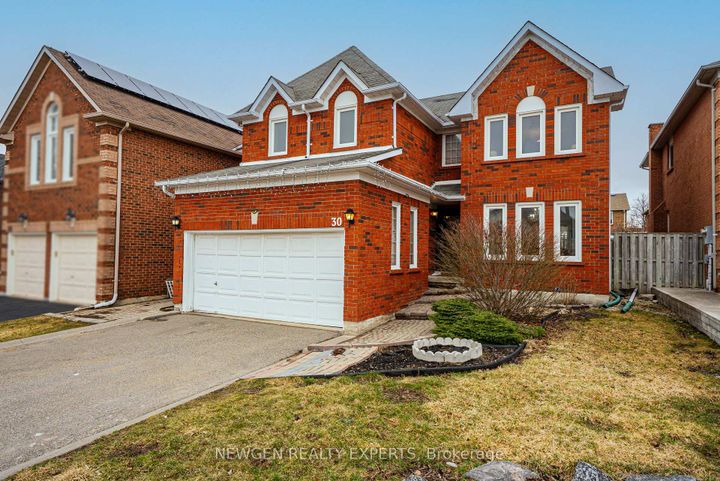 Photo 1 at 30 Adirondack Crescent, Wellington, Brampton