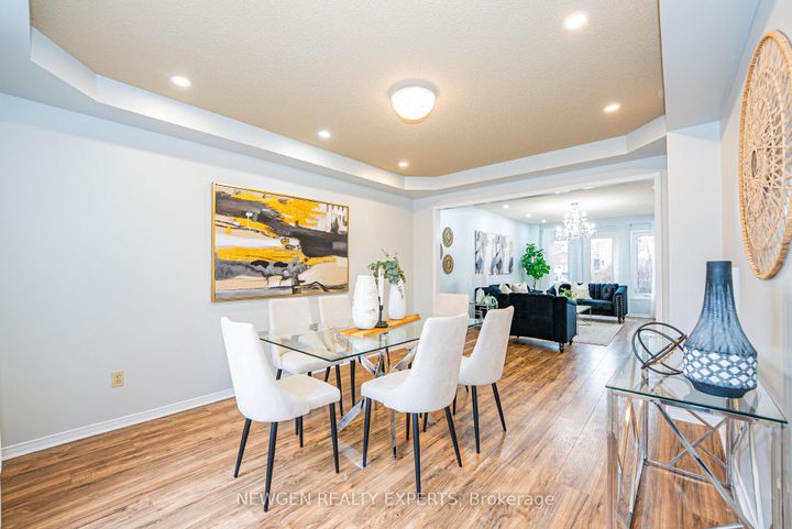 Photo 7 at 30 Adirondack Crescent, Wellington, Brampton