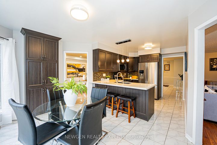 Photo 14 at 30 Adirondack Crescent, Wellington, Brampton
