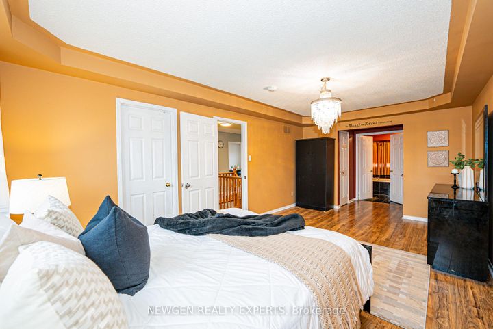 Photo 21 at 30 Adirondack Crescent, Wellington, Brampton