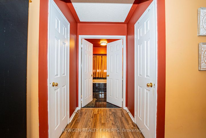 Photo 23 at 30 Adirondack Crescent, Wellington, Brampton
