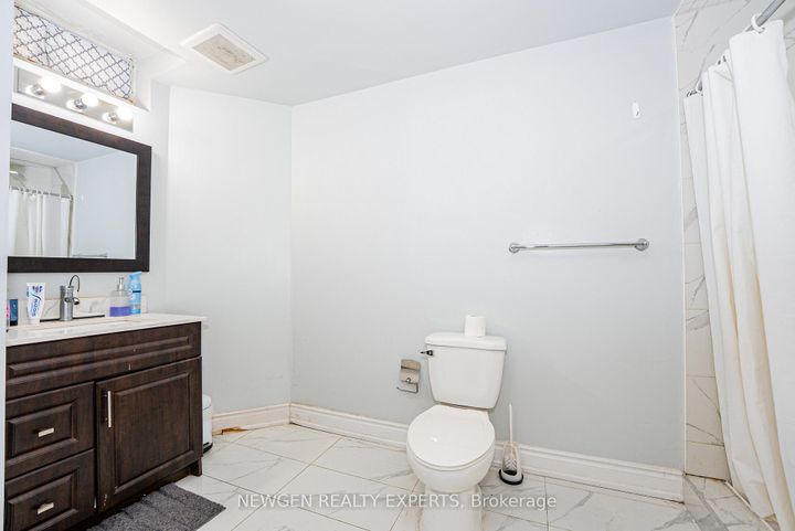 Photo 43 at 30 Adirondack Crescent, Wellington, Brampton