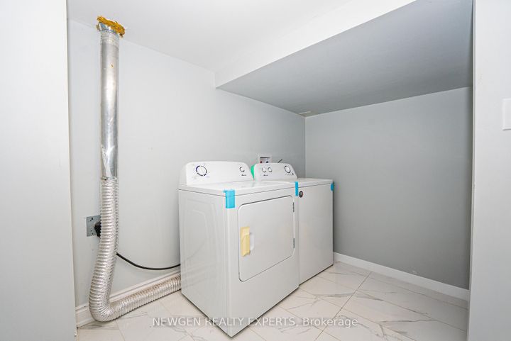 Photo 45 at 30 Adirondack Crescent, Wellington, Brampton